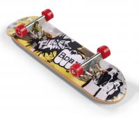 Prstový skateboard s rampou